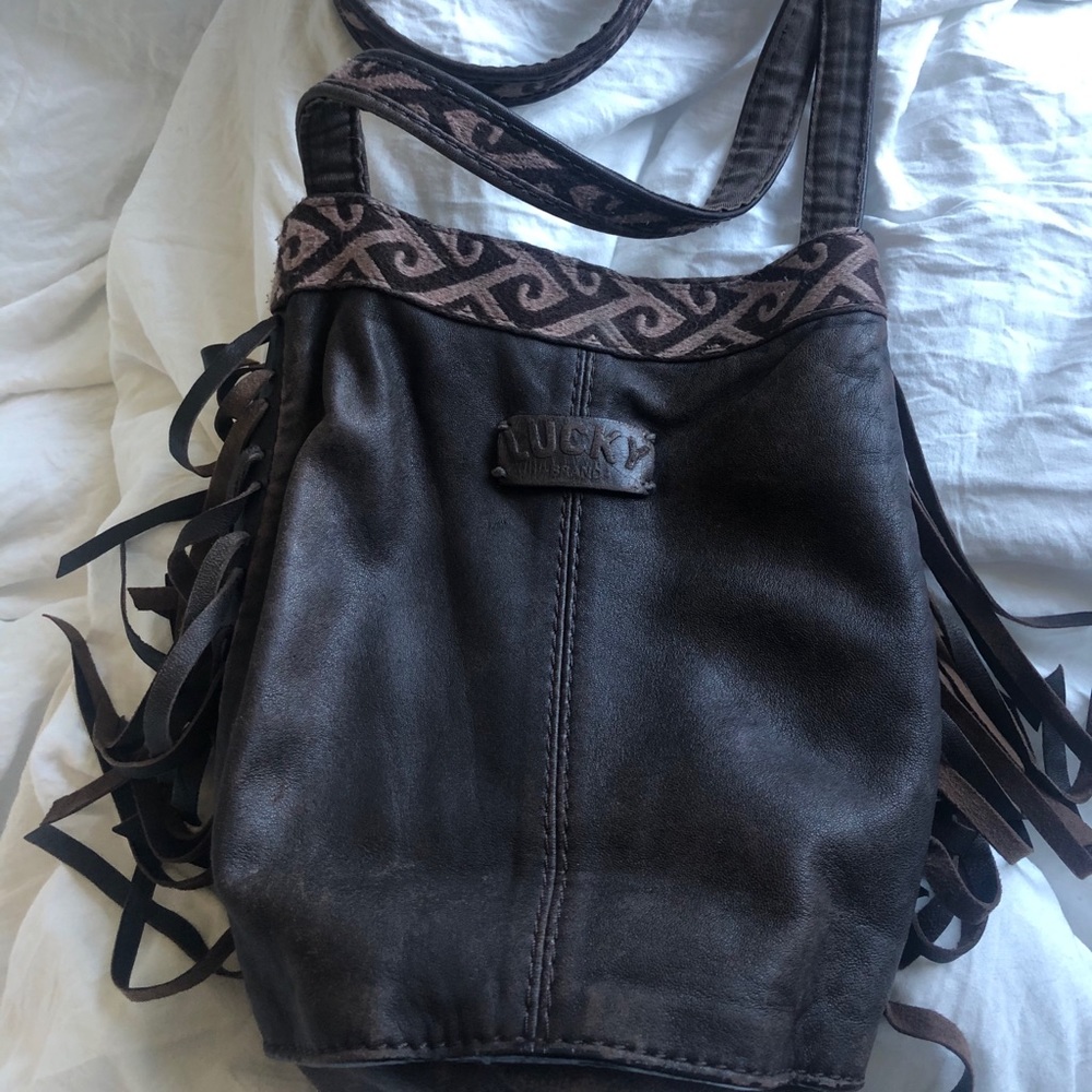 Authentic leather lucky brand shoulder bag.